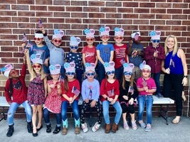 Trenton Elementary Loves Our Veterans!